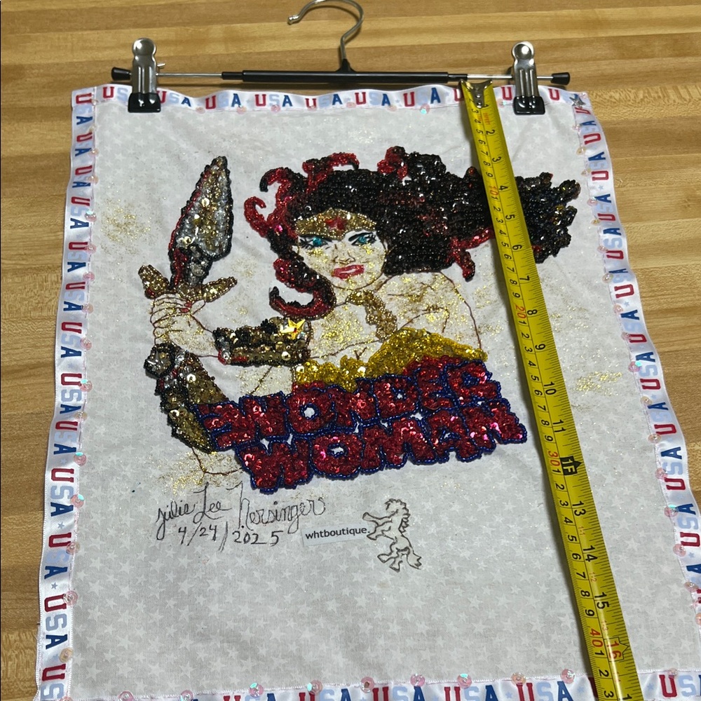 Unframed fabric art Hanging “17 X 13” Big Fan Of  Wonder Woman. Free Shipping - Picture 3 of 17
